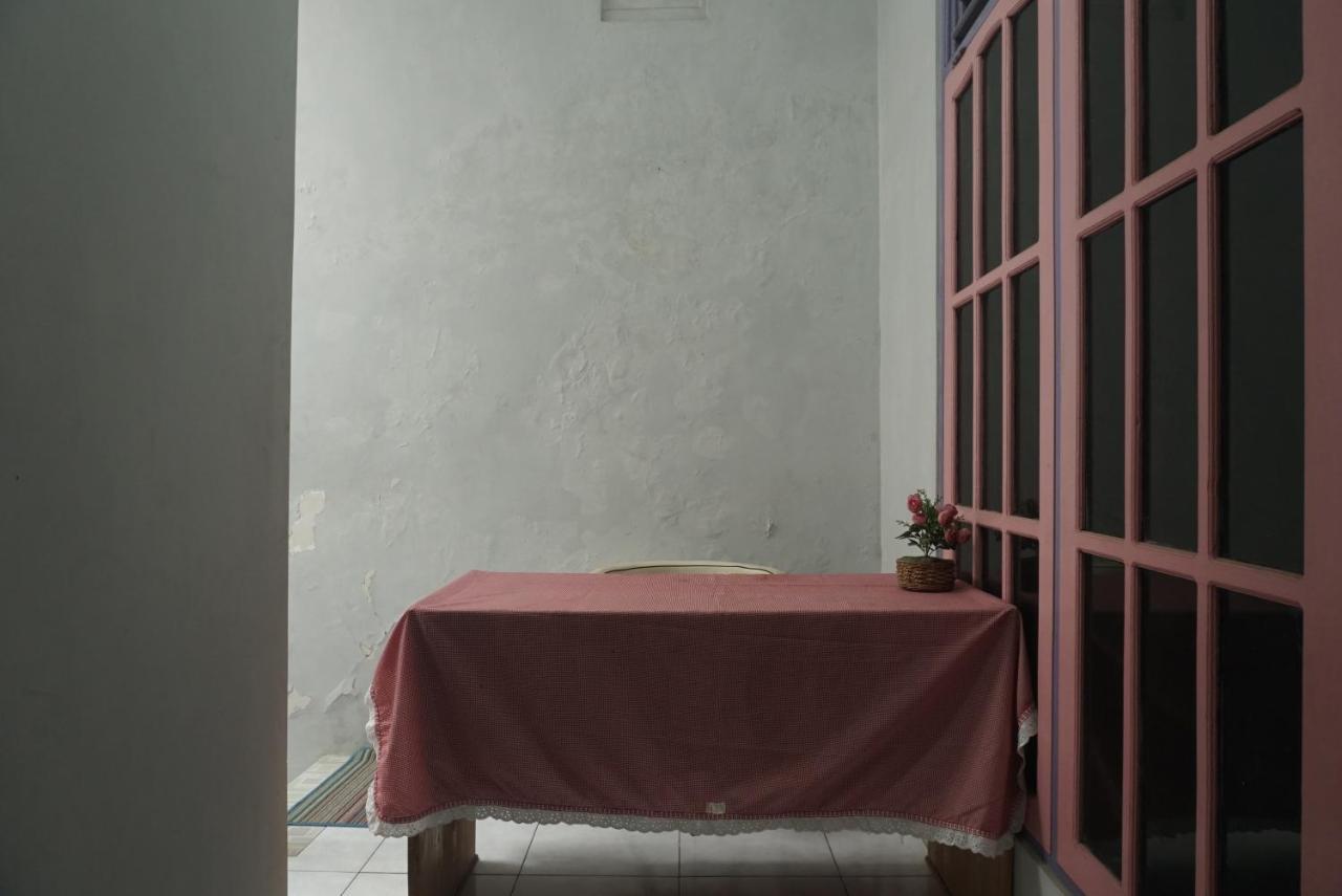 Spot On 92658 Parakita Syariah Near Rs Faisal Patalasang 2* Makassar