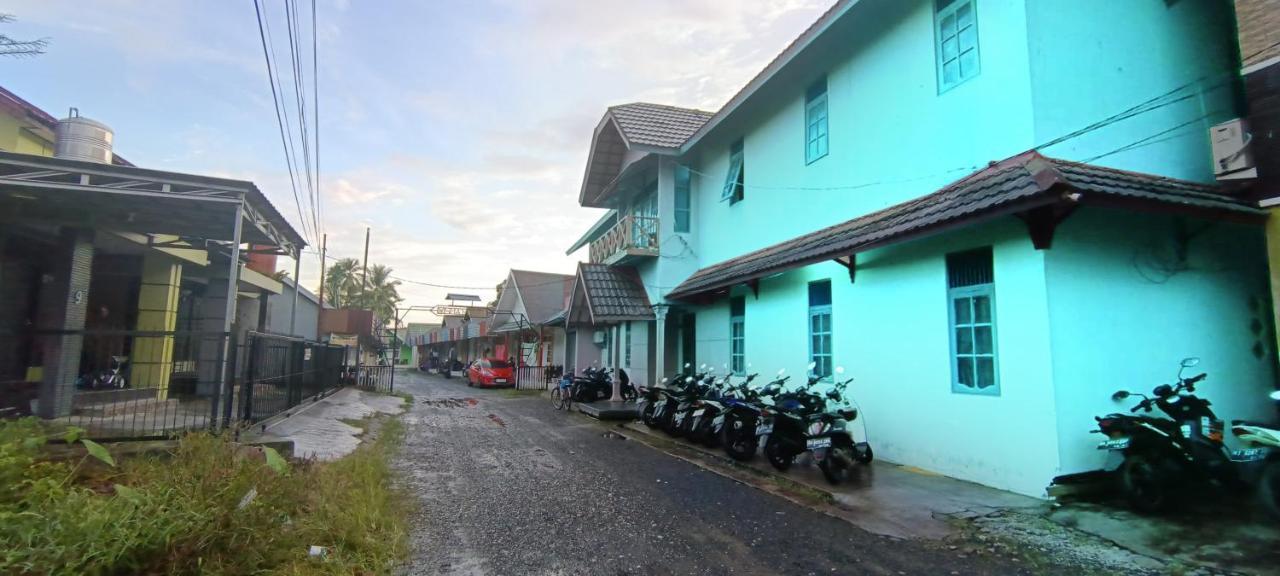Spot On 92658 Parakita Syariah Near Rs Faisal Patalasang