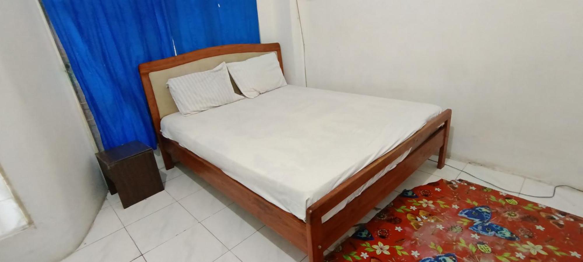 Spot On 92658 Parakita Syariah Near Rs Faisal Patalasang Makassar
